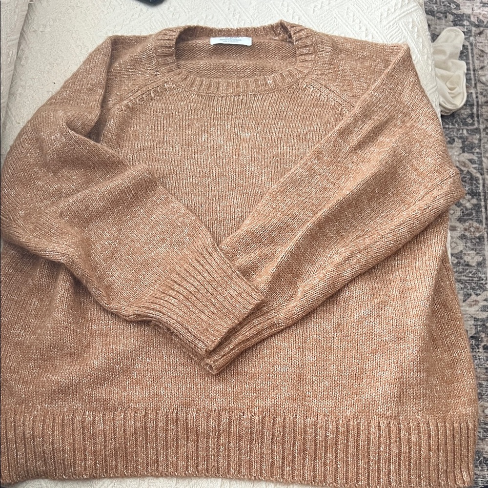 Old Navy Women's Crew Neck Sweater - Tan